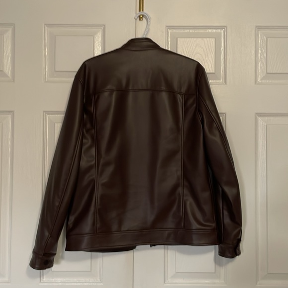 Michael Strahan spring/fall jacket.  Medium, slim fit, waterproof PU fabric - Picture 4 of 6